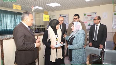 محافظ الشرقية يتابع سير إجراءات العمل بالمركز التكنولوجي ببلبيس