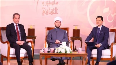 الإسلام والعالم، أسامة الأزهري في صالون ماسبيرو علي القناة الأولي العاشرة مساءً