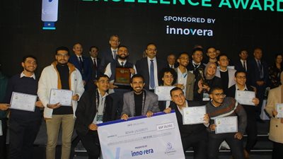 هندسة بنها بشبرا تحصل على جائزة الإبداع والتميّز في معرض النقل الذكي والتنقل الكهربائي 