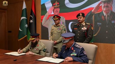 بحضور صدام حفتر..ليبيا وباكستان توقعان صفقة أسلحة بمليارات الدولارات رغم الحظر الدولي