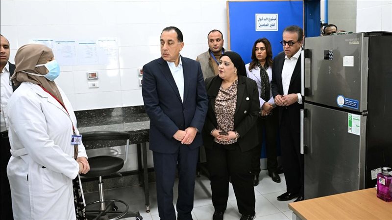 رئيس الوزراء يتفقد
