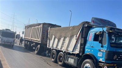 بسبب عطل في سيارة نقل، تكدس مروري على كوبري الجامعة والطريق الدائري في المنصورة 