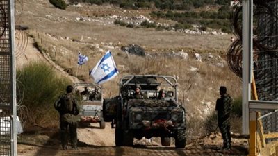 قوات الاحتلال الإسرائيلية تطلق قنابل دخانية على نساء وأطفال في ريف القنيطرة السوري