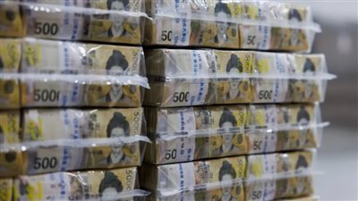 على خطى اليابان، الوون يقفز بعد تعهد كوريا الجنوبية بتدخل حازم في العملة