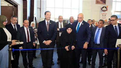 الشهابي ورئيس جهاز تنمية المشروعات يفتتحان معرض صنع في دمياط بالقاهرة (صور)