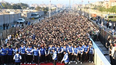 60 ألف مشارك في النسخة العاشرة من ماراثون زايد بحضور وزير الرياضة (صور)