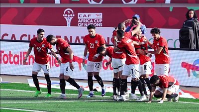 ما هي مدة غياب محمد هاني عن منتخب مصر بعد طرده أمام جنوب إفريقيا؟ 
