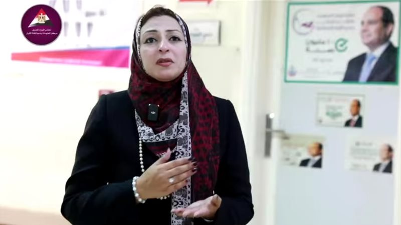 الدكتورة منى خليفة،