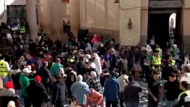 فوضي وزحام بانتخابات