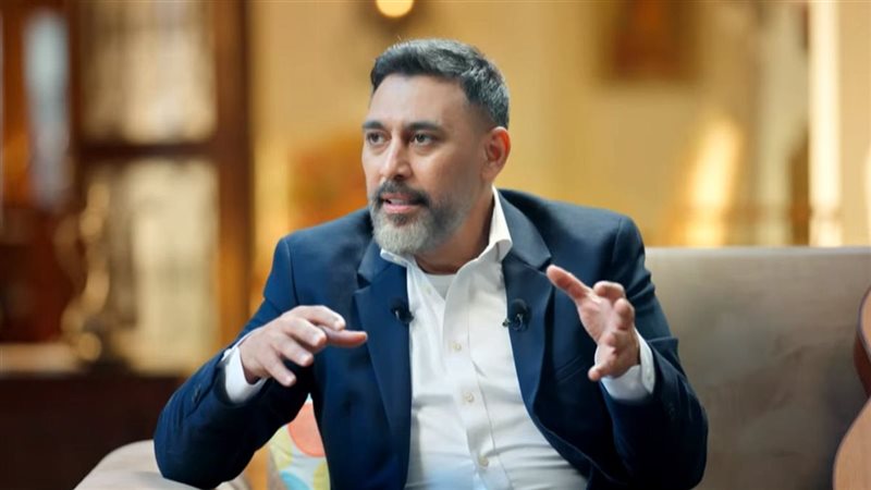 عمرو مصطفي 