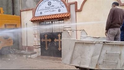 تطهير وتعقيم كنائس الإسكندرية لمواجهة كورونا قبل أعياد الميلاد