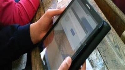 نائب النور لوزير التعليم: الطلاب يستخدمون التابلت لمشاهدة المواقع الإباحية