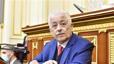وزير التعليم للنواب: اعذرونى.. لم أعمل بالسياسة من قبل ولغتى مباشرة