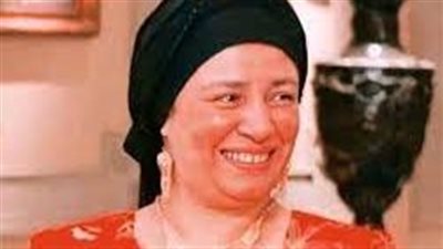 سميرة توفيق: عبلة كامل مقالتليش إنها هتعتزل الفن