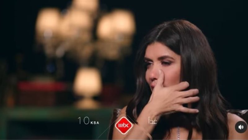 بكاء غادة غادل