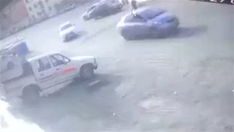 اصطدام الشاحنة بالمسجد