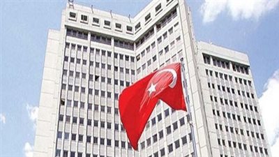 إلقاء زجاجة حارقة على سفارة تركيا في بولندا