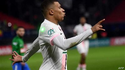 صفقات العيار الثقيل.. 5 نجوم 