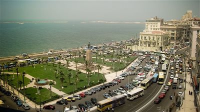 بعد تحذيرات الأرصاد.. خطة مسئولى الإسكندرية لمواجهة النوة القادمة