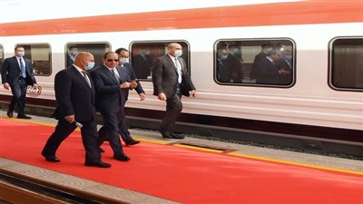 الرؤية والإنجاز| بالأرقام.. السيسي يقود ثورة تطوير السكة الحديد وتحديث القطارات