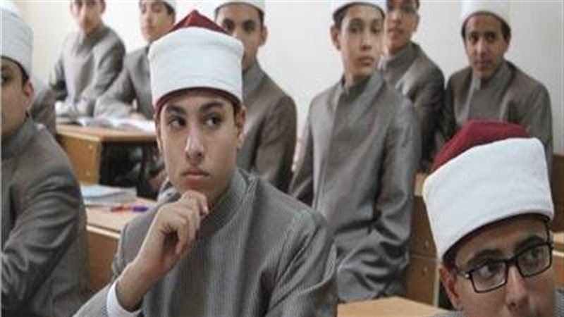 طلاب المعاهد الأزهرية