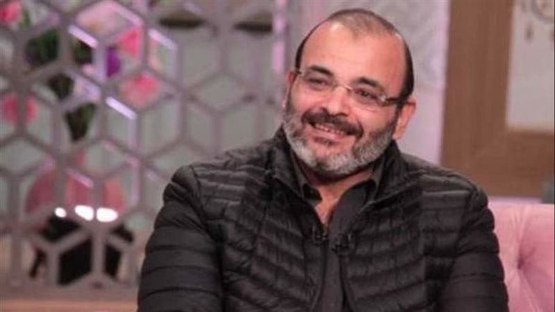 الشاعر الغنائي أيمن