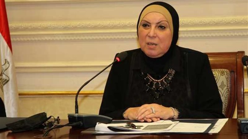 نيفين جامع 