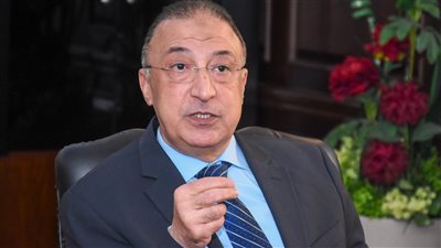 محافظ الإسكندرية يتابع معدلات الإنجاز بمشروعات البنية التحتية في أبو صير 