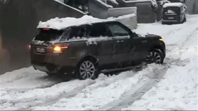 سيارة رينج روفر تفشل في اختبارات الثلج | فيديو