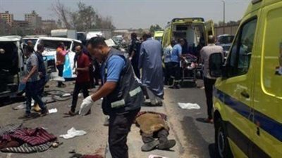 الدفع بـ 8 سيارات إسعاف لنقل مصابي حادث انقلاب سيارة بالإسماعيلية