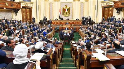 قبل مناقشته بالشيوخ.. حالات فصل العامل في قانون العمل الجديد