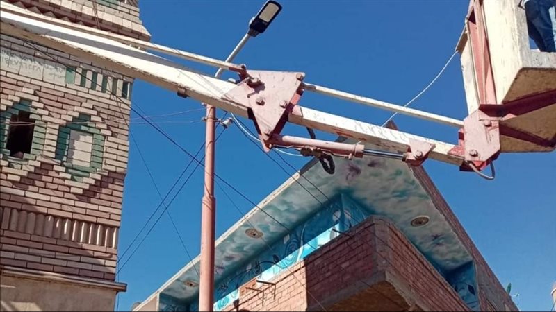 صيانه أعمدة الإنارة