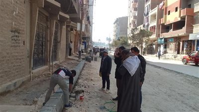 محافظ أسيوط يوجه بتنفيذ مشروعات الطرق في منفلوط