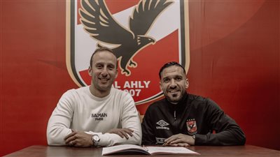 أول تعليق من معلول بعد تجديد عقده للأهلي.. وهذا سبب تأخر التوقيع