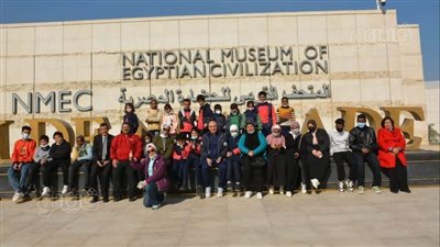 التعليم تنظم رحلة مجانية للطلاب الوافدين