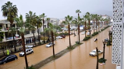 فيضانات وعواصف تضرب أنطاليا بتركيا |صور