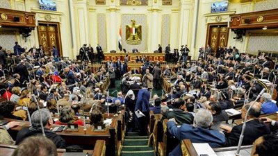 نائب يطالب بالاستفادة من الـ 36 ألف معلم في خطوات الحكومة لسد العجز 