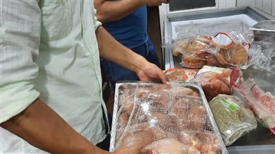 حملات بالدقهلية تسفر عن غلق 48 منشأة غذائية 