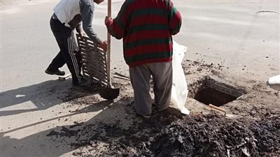 إحلال وتجديد وإنشاء بالوعات صرف أمطار بحي جنوب الجيزة|صور