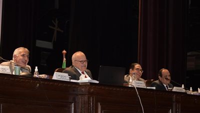 الخشت: استحداث أقسام جديدة بكلية الآثار للترميم والحفاظ علي المباني الأثرية وإدارة المتاحف وتاريخ الفن