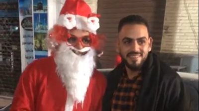 بابا نويل يرقص في الشارع.. أجواء احتفالات رأس السنة في وسط القاهرة|فيديو 