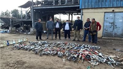 أمن دمياط يشن حملات مكثفة لمتابعة التزام المقاهي بتطبيق الإجراءات الاحترازية 