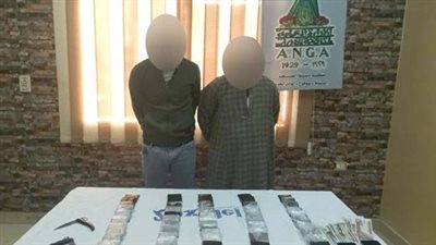 سقوط 11 متهما بحوزتهم 120 طربة حشيش وكمية من الهيروين