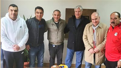 مجلس إدارة إنبي والجهاز الفني يحتفلون بعيد ميلاد عبد الناصر محمد