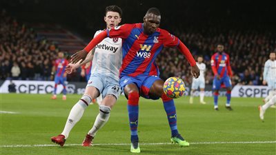 وست هام يحقق فوزا مثيرا على كريستال بالاس 2/3 في الدوري الإنجليزي