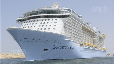 قناة السويس في 2021.. أعلى إيراد سنوي في تاريخها بـ 6.3 مليار دولار.. وأكبر حمولات صافية بـ 1.27 مليار طن