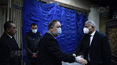 مندوب رئاسة الجمهورية وإبراهيم محلب وأشرف زكي في عزاء جابر عصفور | صور