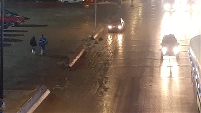 8 صور ترصد هطول الأمطار الغزيرة على الإسكندرية