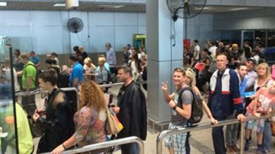 بعد تأثر مطار الغردقة بالسيول.. تحرك سريع من القابضة للمطارات لمواجهة التغيرات المناخية