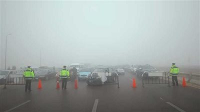 غلق طريق أسيوط الغربي بسبب سوء الأحوال الجوية